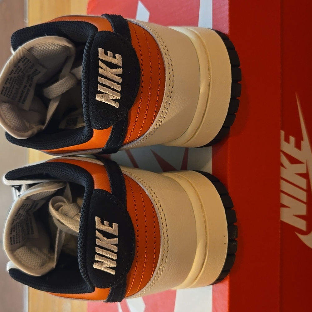 Nike Dunk Low Retro Phanthom Black/Vintage Coral Size M8.5/W10 HQ4988 030 - Picture 5 of 7